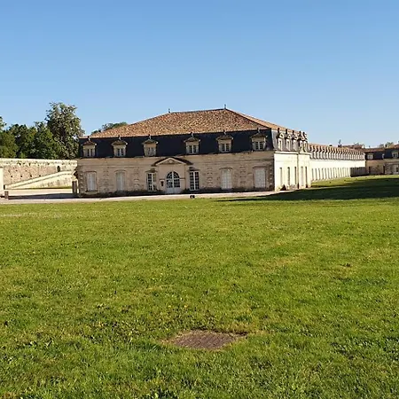 Joli Confort Et Lumineux Rochefort (Charente-Maritime)