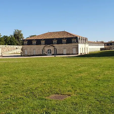 Joli Confort Et Lumineux Rochefort (Charente-Maritime)
